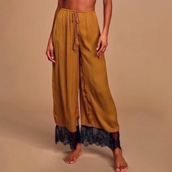 Free People NEW Leo Lace Bralette Black & Ginger - Picture 13 of 14